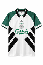 Liverpool 93-95 Visitante