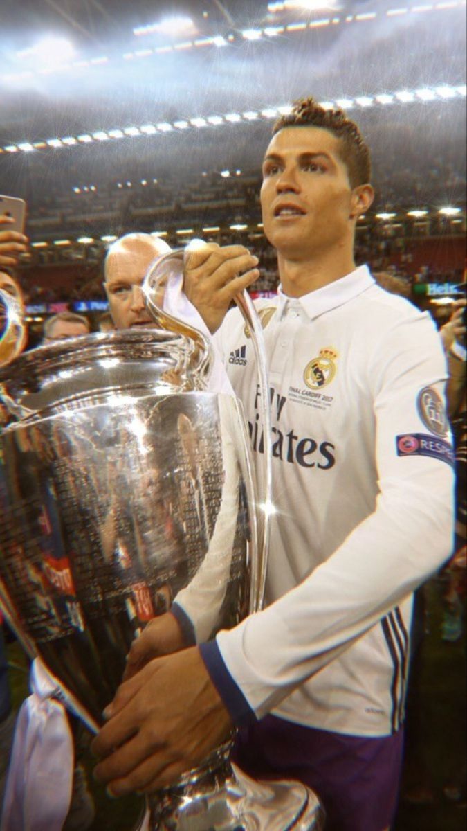 Real Madrid 16/17 Local