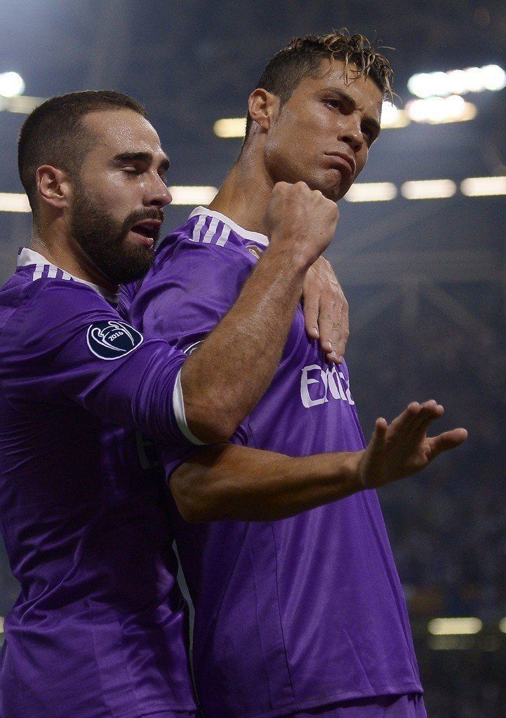 Real Madrid 16/17 Visitante